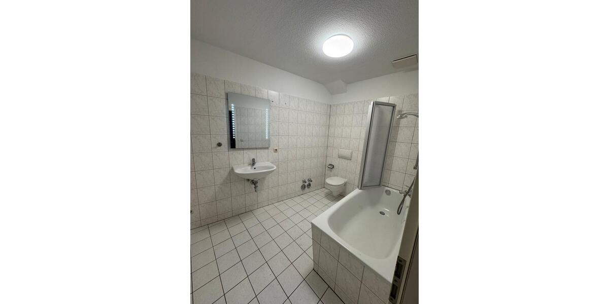 Dachgeschoßwohnung Grabow - 1 Zimmer, 59 m&sup2;, 443&euro; | Angebot:25753409