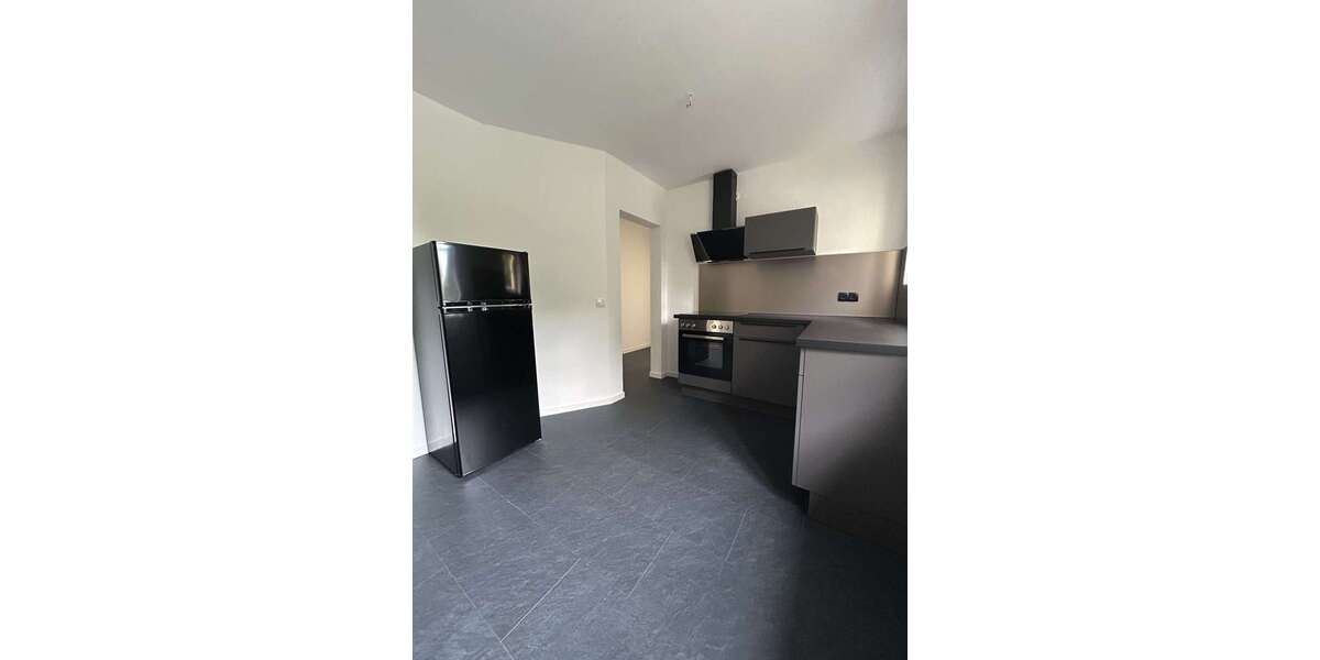 Etagenwohnung Glauchau - 4 Zimmer, 97 m&sup2;, 730&euro; | Angebot:27179987