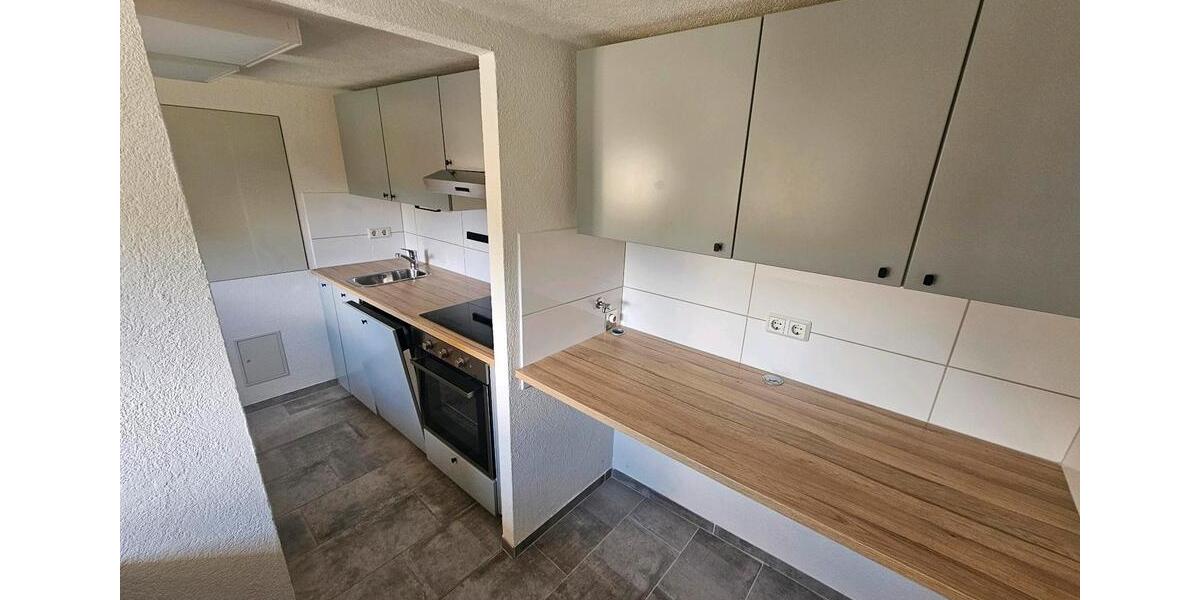 Etagenwohnung Calbe (Saale) - 3 Zimmer, 65 m&sup2;, 400&euro; | Angebot:26338496