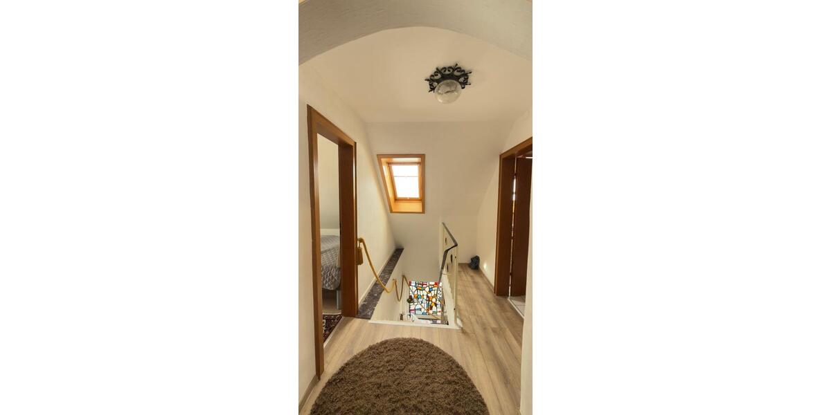 Etagenwohnung Löhne - 4 Zimmer, 120 m&sup2;, 950&euro; | Angebot:26278463