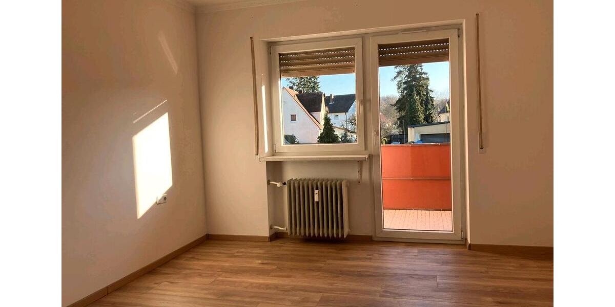 Etagenwohnung Langenzenn - 3 Zimmer, 78 m&sup2;, 1.020&euro; | Angebot:24566139