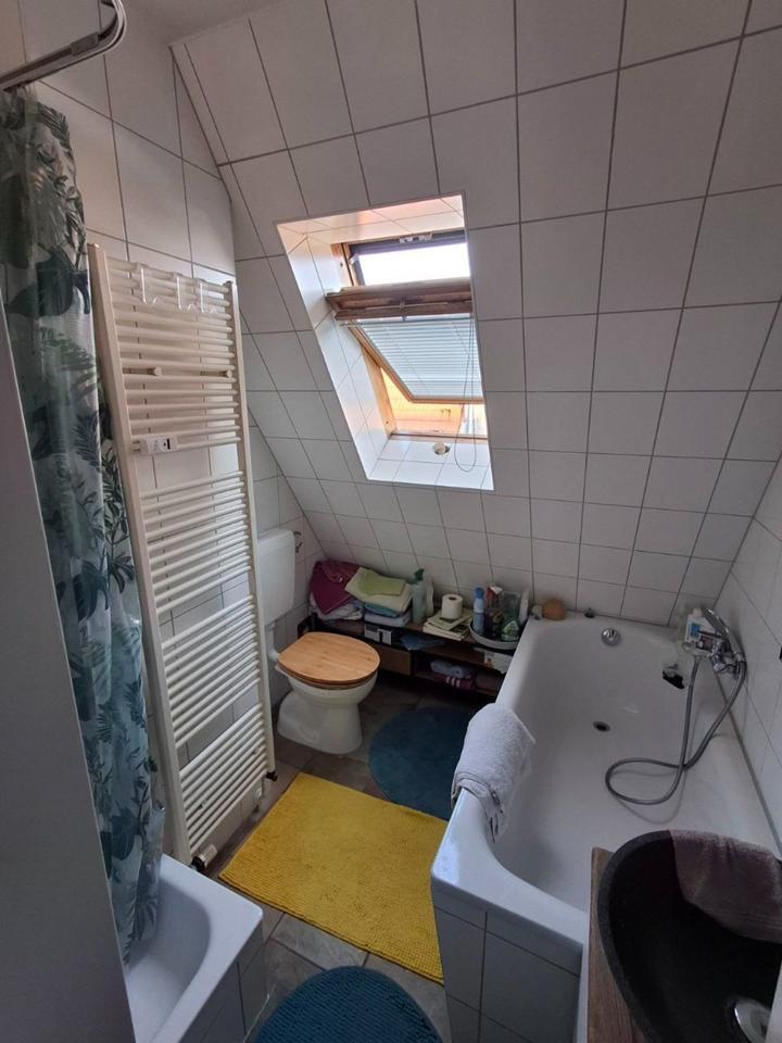 3-Raum-Wohnung in ruhiger Lage mit Gartennutzung und -pflege