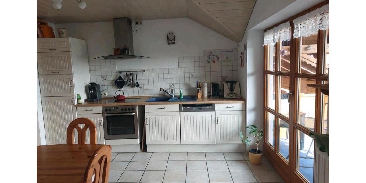 Dachgeschoßwohnung Bodenkirchen - 3 Zimmer, 90 m&sup2;, 820&euro; | Angebot:26250515