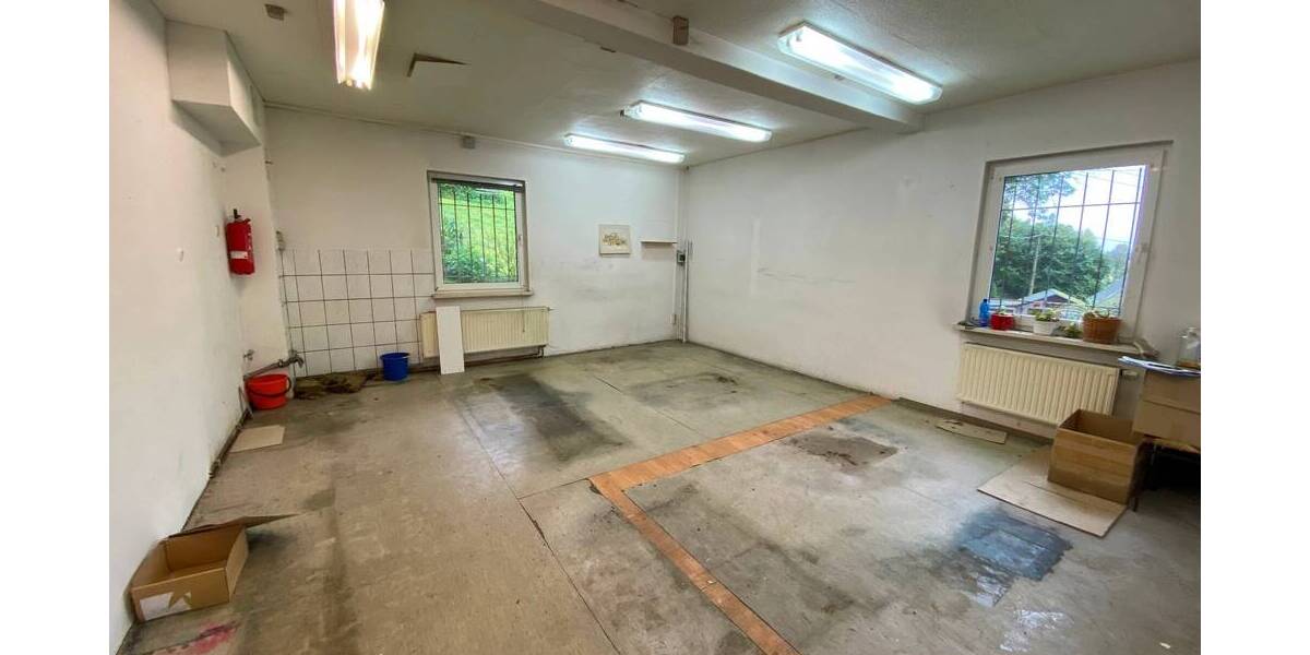 Gewerbeobjekt Frankenberg/Sa. Altenhain - 2 Zimmer, 115 m&sup2;, 805&euro; | Angebot:25676744