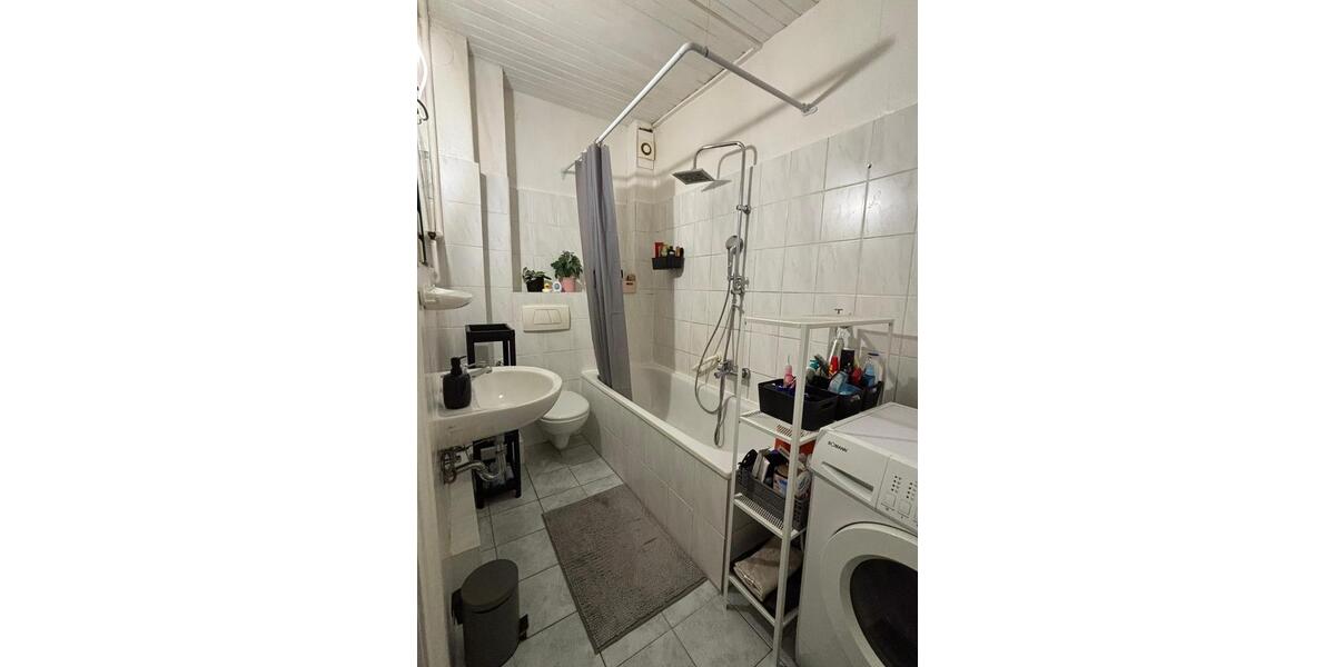 Wohnen auf Zeit Braunschweig - 4 Zimmer, 80 m&sup2;, 380&euro; | Angebot:26244381