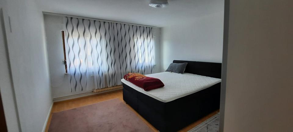 Etagenwohnung Hilzingen - 4 Zimmer, 108 m&sup2;, 900&euro; | Angebot:24753264