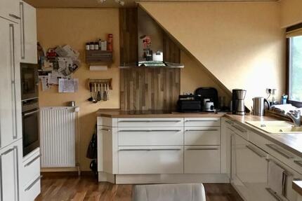 Ab 01.04.~3 Zimmer 110 qm + 30 qm Dachboden~Einbauküche~Balkon 3 zimmer