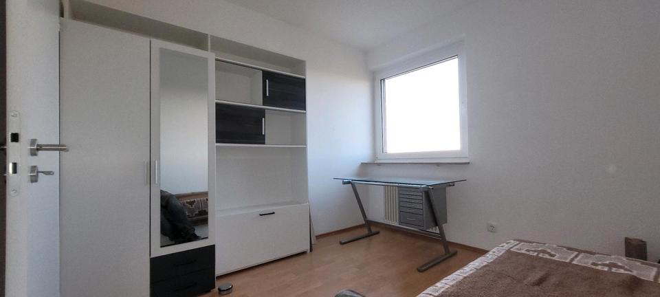 Wohnen auf Zeit Erlangen Bruck - 1 Zimmer, 85 m&sup2;, 449&euro; | Angebot:26285365