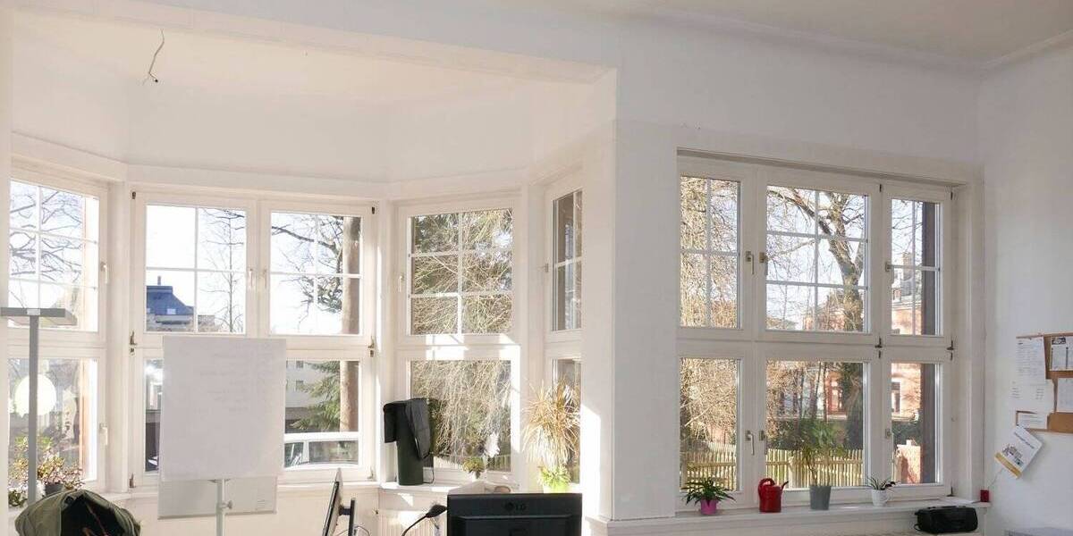 Gewerbeobjekt Reichenbach im Vogtland Reichenbach - 8 Zimmer, 196 m&sup2;, 985&euro; | Angebot:24028588