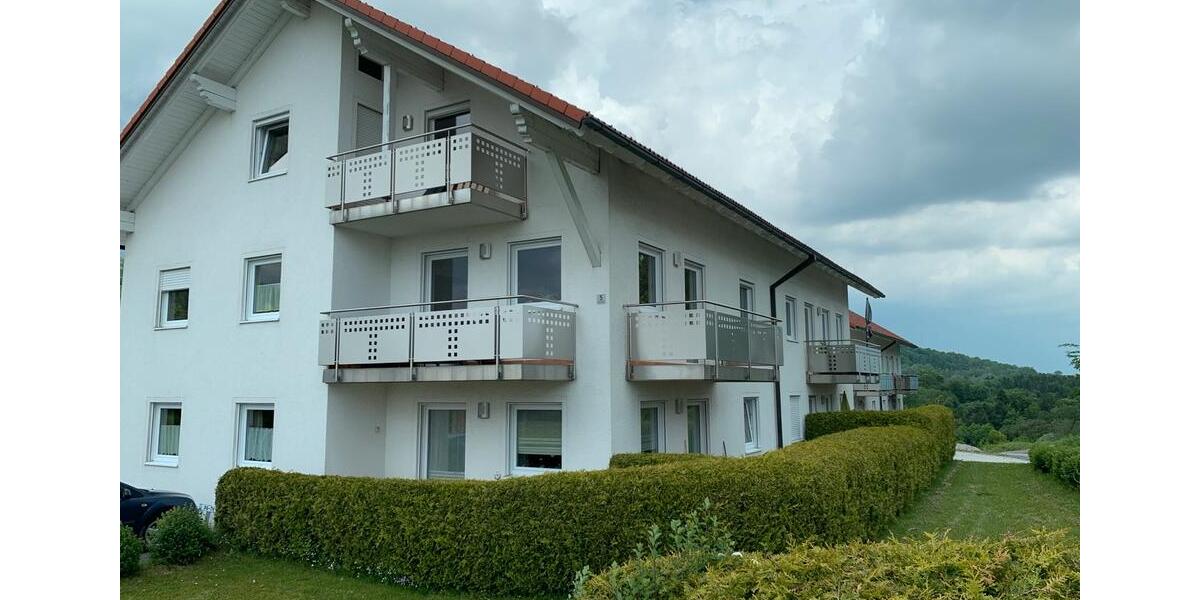 Etagenwohnung Fürstenstein - 3 Zimmer, 95 m&sup2;, 700&euro; | Angebot:24819467