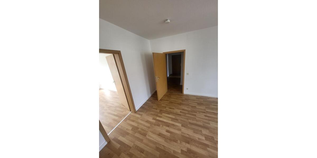 Etagenwohnung Merseburg - 2 Zimmer, 55 m&sup2;, 358&euro; | Angebot:21872903