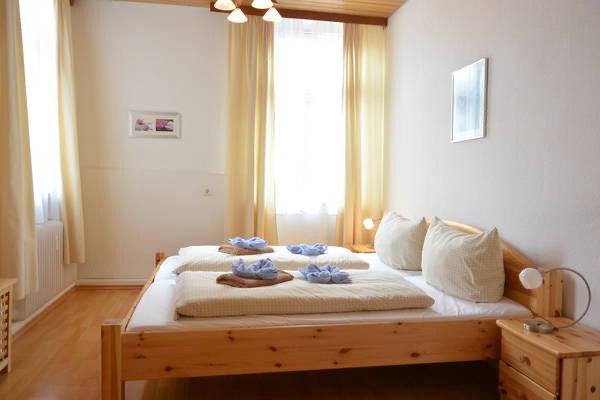 Wohnen auf Zeit Norden - 4 Zimmer, 100 m&sup2;, 33&euro; | Angebot:26132140