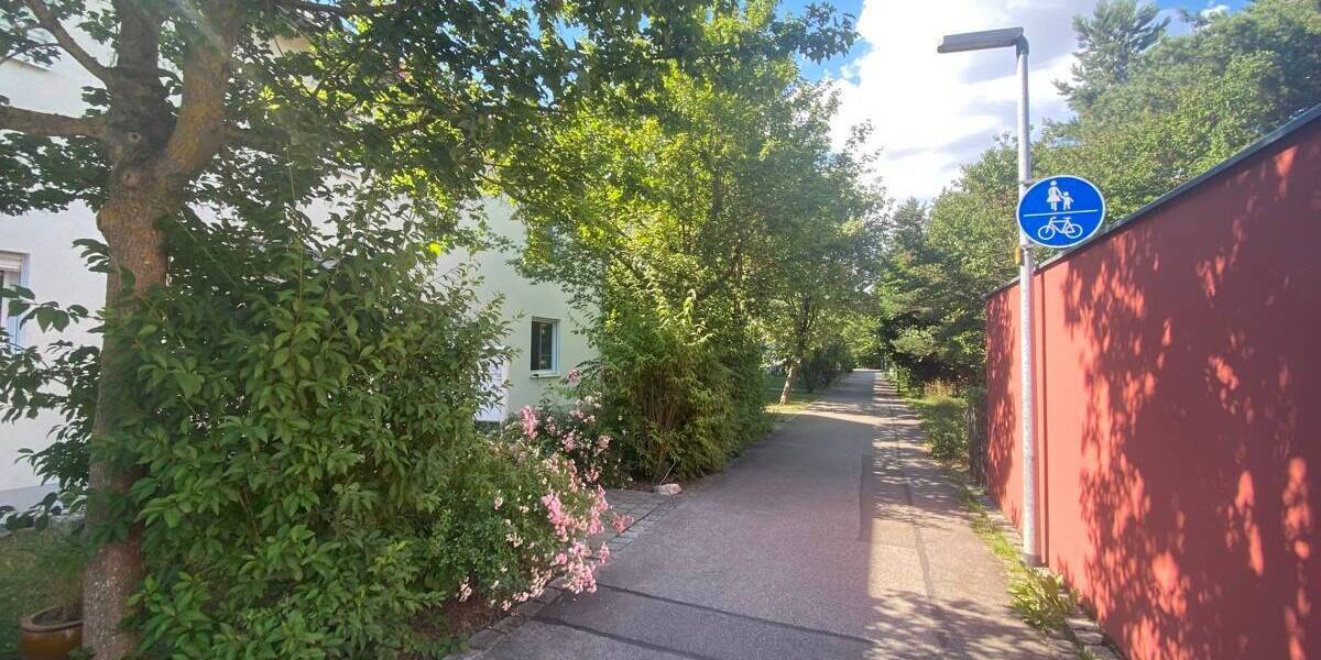 Etagenwohnung Ingolstadt Hollerstauden - 3 Zimmer, 80 m&sup2;, 1.230&euro; | Angebot:26704078