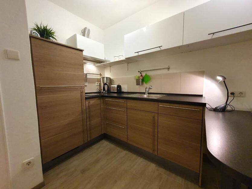1-Zimmer-Wohnung zentral in WOB | voll möbliert | Küche | Balkon