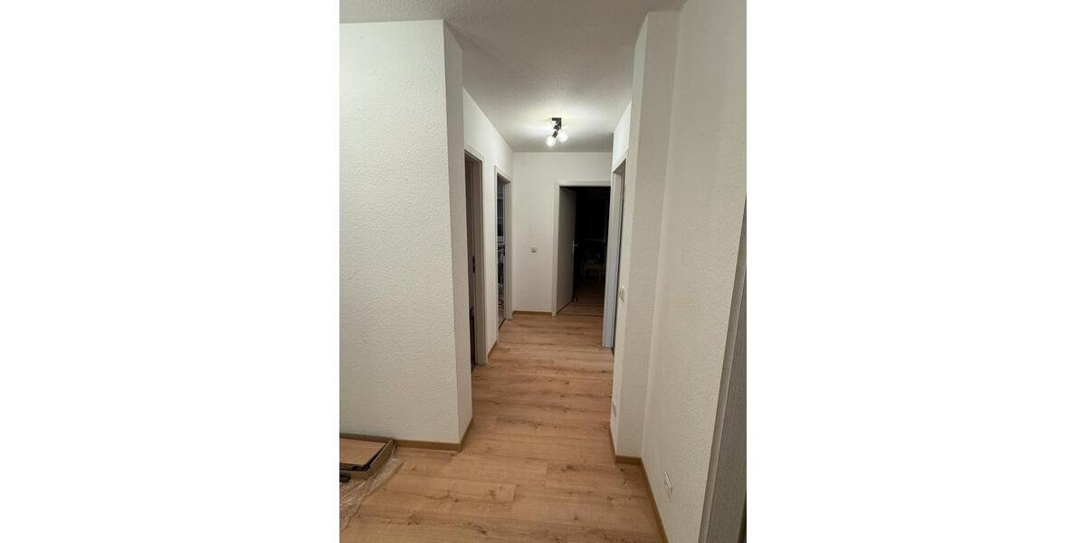 Etagenwohnung Schwedt (Oder) - 3 Zimmer, 78 m&sup2;, 1.300&euro; | Angebot:25995363