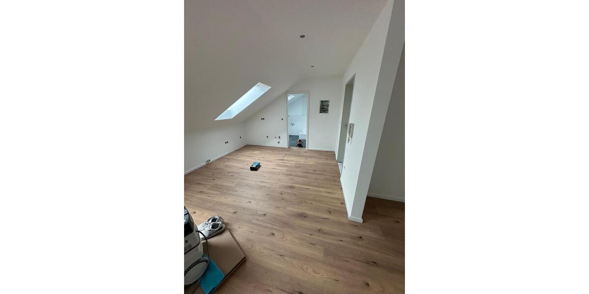 Dachgeschoßwohnung Freising Am Vogelherd - 1 Zimmer, 30 m&sup2;, 1.100&euro; | Angebot:25305031