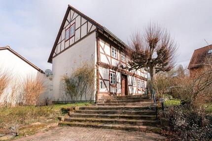 Haus Friedland - 6 Zimmer, 200 m&sup2;, 1.000&euro; | Angebot:26506000