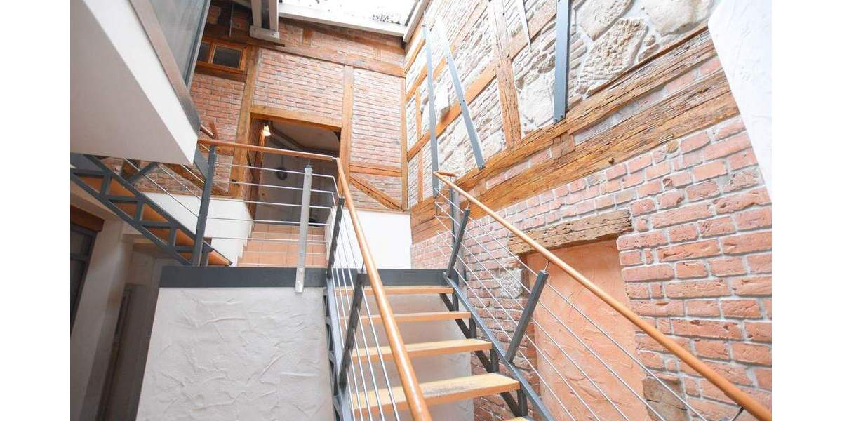 Etagenwohnung Coburg - 4 Zimmer, 112 m&sup2;, 890&euro; | Angebot:25916724