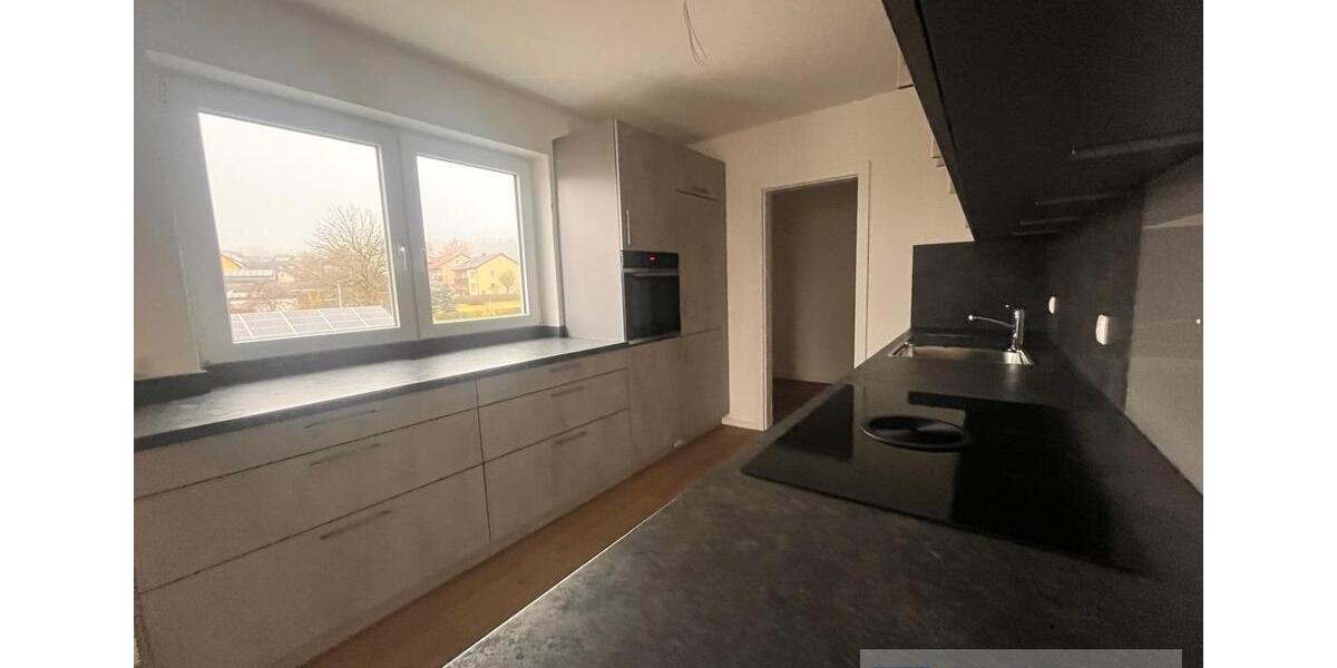 Etagenwohnung Neusorg - 3 Zimmer, 114 m&sup2;, 1.085&euro; | Angebot:21198005