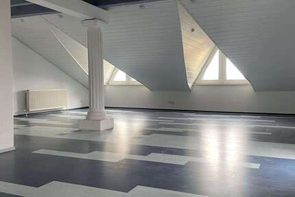 Wohnung Oberderdingen - 3 Zimmer, 120 m&sup2;, 1.100&euro; | Angebot:24775758