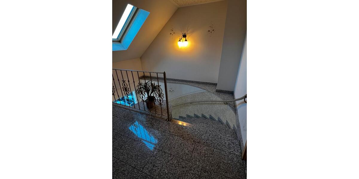 Dachgeschoßwohnung Döbeln - 3 Zimmer, 64 m&sup2;, 390&euro; | Angebot:25974081