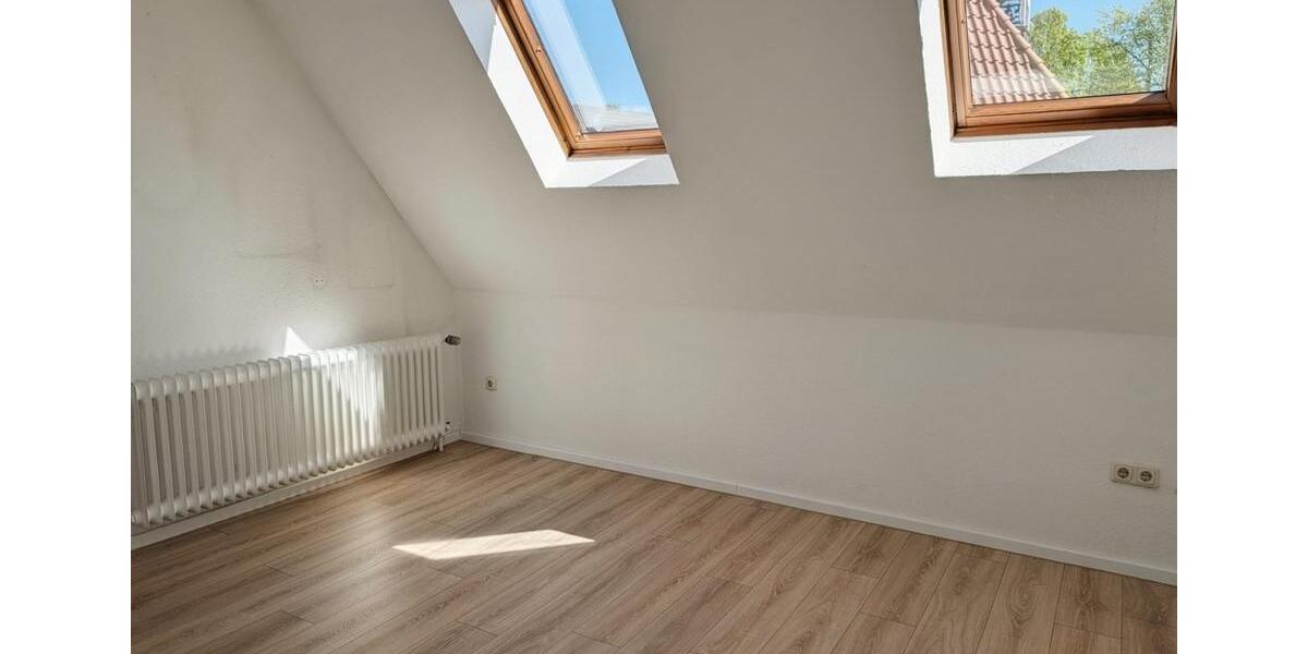 Einfamilienhaus Elsfleth - 6.5 Zimmer, 155 m&sup2;, 1.150&euro; | Angebot:26675545