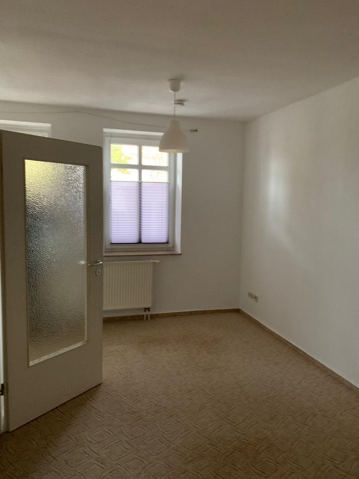 ! Köthen-schöne-1-Raum-Wohnung AB SOFORT ! F24