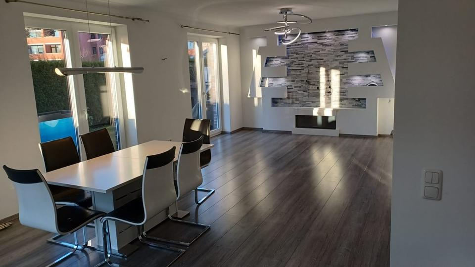 Villa Bad Bramstedt - 5 Zimmer, 140 m&sup2;, 1.900&euro; | Angebot:24356446