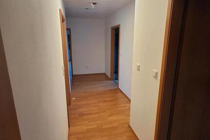 DG-Wohnung (2. OG) in Knüllwald-Rengshausen zu vermieten 3 zimmer