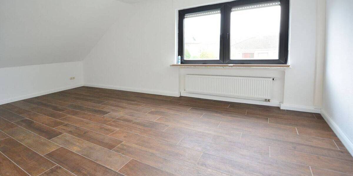 Etagenwohnung Niestetal Heiligenrode - 4 Zimmer, 122 m&sup2;, 1.200&euro; | Angebot:26824503