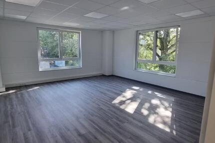 Gewerbeobjekt Henstedt-Ulzburg Ulzburg - 400&euro; | Angebot:24428679