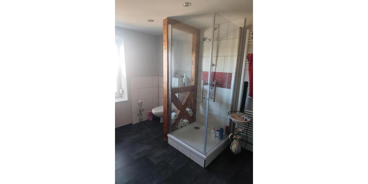 Etagenwohnung Königslutter am Elm - 5.5 Zimmer, 180 m&sup2;, 1.800&euro; | Angebot:26662514