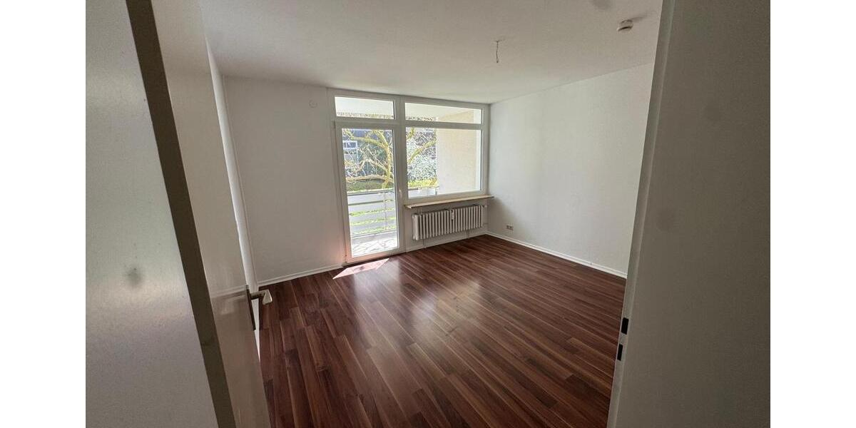 Hochparterre Braunschweig - 3 Zimmer, 77 m&sup2;, 1.400&euro; | Angebot:26294958