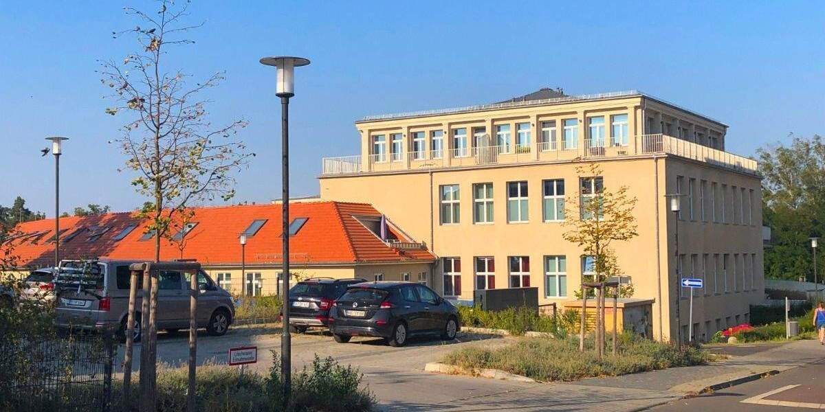 Stilvolle 2 Zimmer-Wohnung mit EBK und Außenstellplatz im Speisehaus der Nationen in 