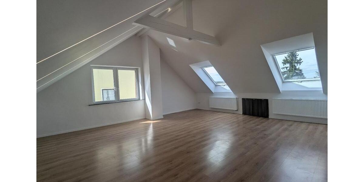 Etagenwohnung Friedrichsthal - 4 Zimmer, 130 m&sup2;, 960&euro; | Angebot:26236820