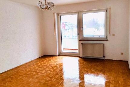 Wohnung Weiherhammer - 3 Zimmer, 900&euro; | Angebot:24837353