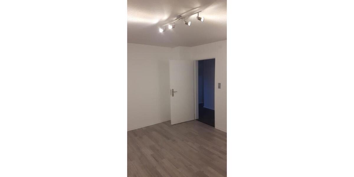 Dachgeschoßwohnung Contwig - 2 Zimmer, 51 m&sup2;, 450&euro; | Angebot:25861906