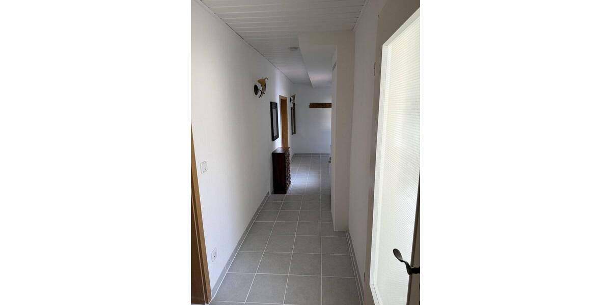 Etagenwohnung Worms-Pfeddersheim Pfeddersheim - 4 Zimmer, 110 m&sup2;, 1.800&euro; | Angebot:26059904