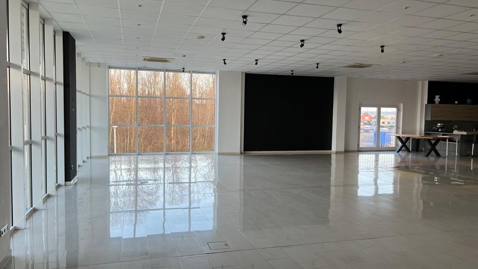 Gewerbeobjekt Kamp-Lintfort Lintfort - 3.690&euro; | Angebot:24385615