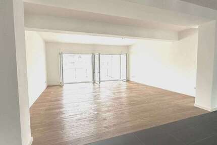 Wohnung zum Mieten in Düsseldorf 2.600 € 137 m² 4 zimmer