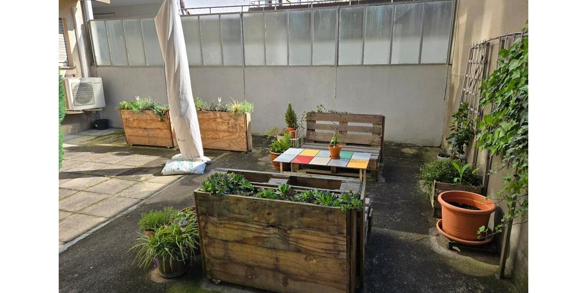 Etagenwohnung Karlsruhe Südstadt - 3 Zimmer, 85 m&sup2;, 800&euro; | Angebot:26256451