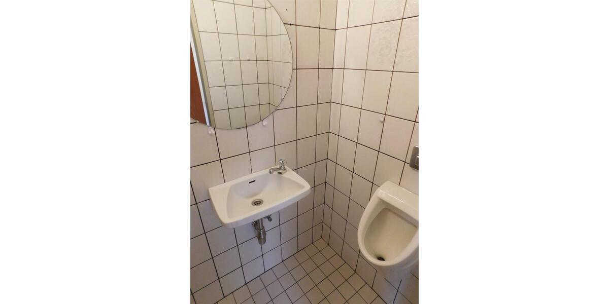 Etagenwohnung Wiesmoor - 4 Zimmer, 140 m&sup2;, 850&euro; | Angebot:26441402