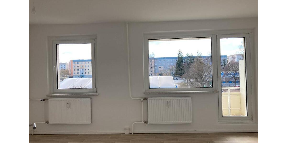 Etagenwohnung Gotha - 3 Zimmer, 72 m&sup2;, 430&euro; | Angebot:26005412