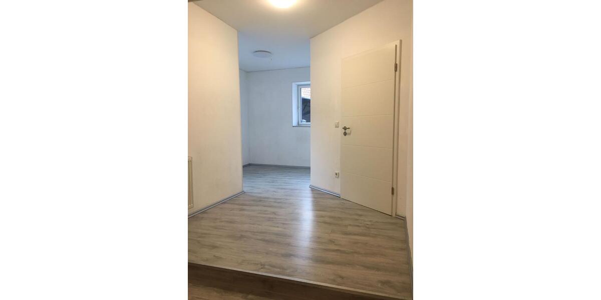 Erdgeschoßwohnung Calberlah - 2 Zimmer, 99 m&sup2;, 800&euro; | Angebot:25943335