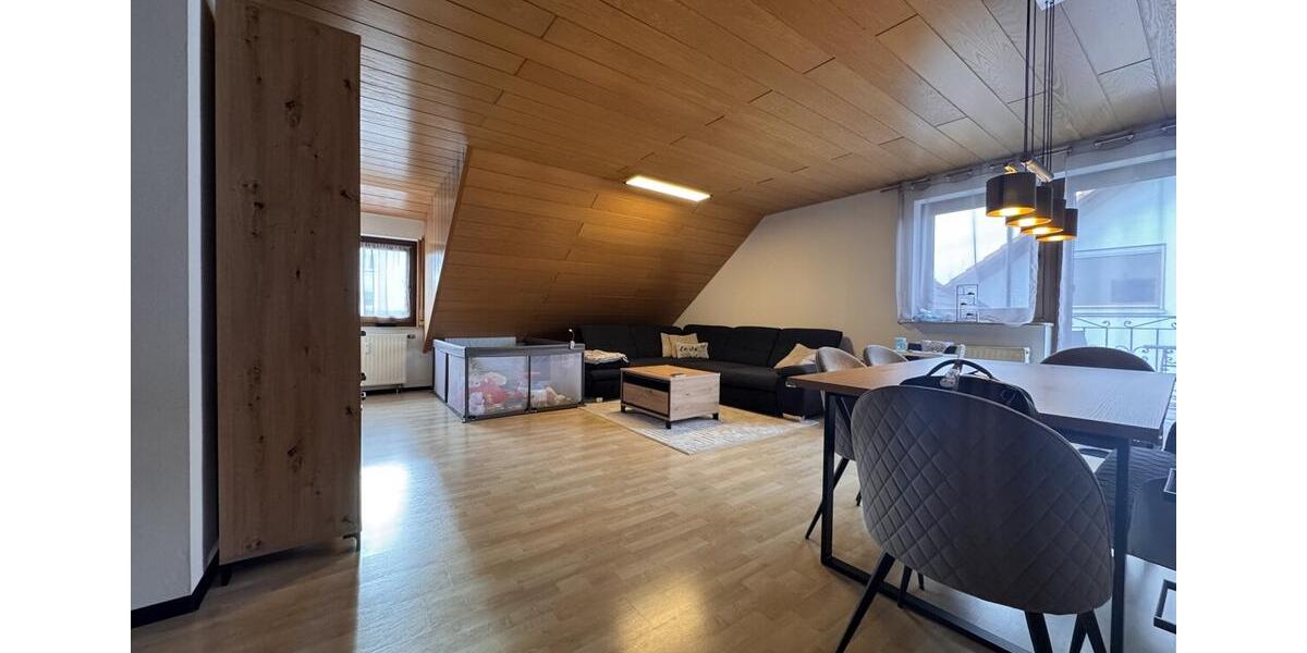 Etagenwohnung Crailsheim - 4 Zimmer, 93 m&sup2;, 850&euro; | Angebot:25219642