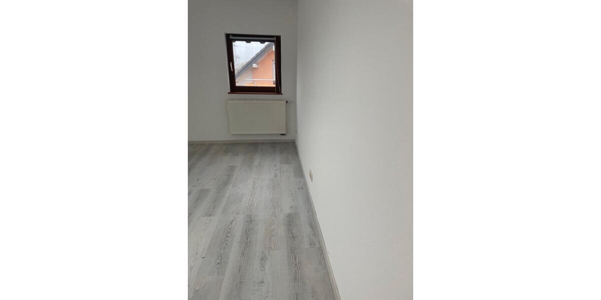 Dachgeschoßwohnung Neuler - 3 Zimmer, 60 m&sup2;, 590&euro; | Angebot:26354850