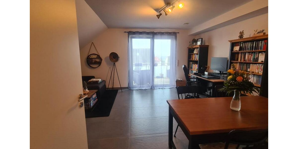 Dachgeschoßwohnung Herford - 2 Zimmer, 80 m&sup2;, 960&euro; | Angebot:25990251