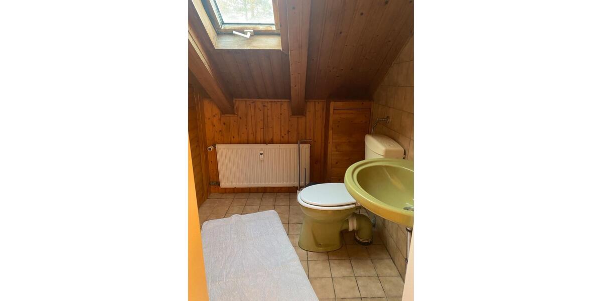 Dachgeschoßwohnung Bayreuth Meyernberg - 2 Zimmer, 41 m&sup2;, 600&euro; | Angebot:25844460