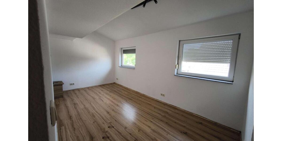 Maisonettenwohnung Garbsen Ortschaft Horst - 4 Zimmer, 120 m&sup2;, 1.500&euro; | Angebot:26545488