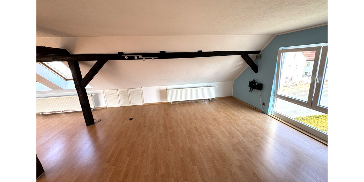 Dachgeschoßwohnung Coswig - 2 Zimmer, 77 m&sup2;, 750&euro; | Angebot:25808027